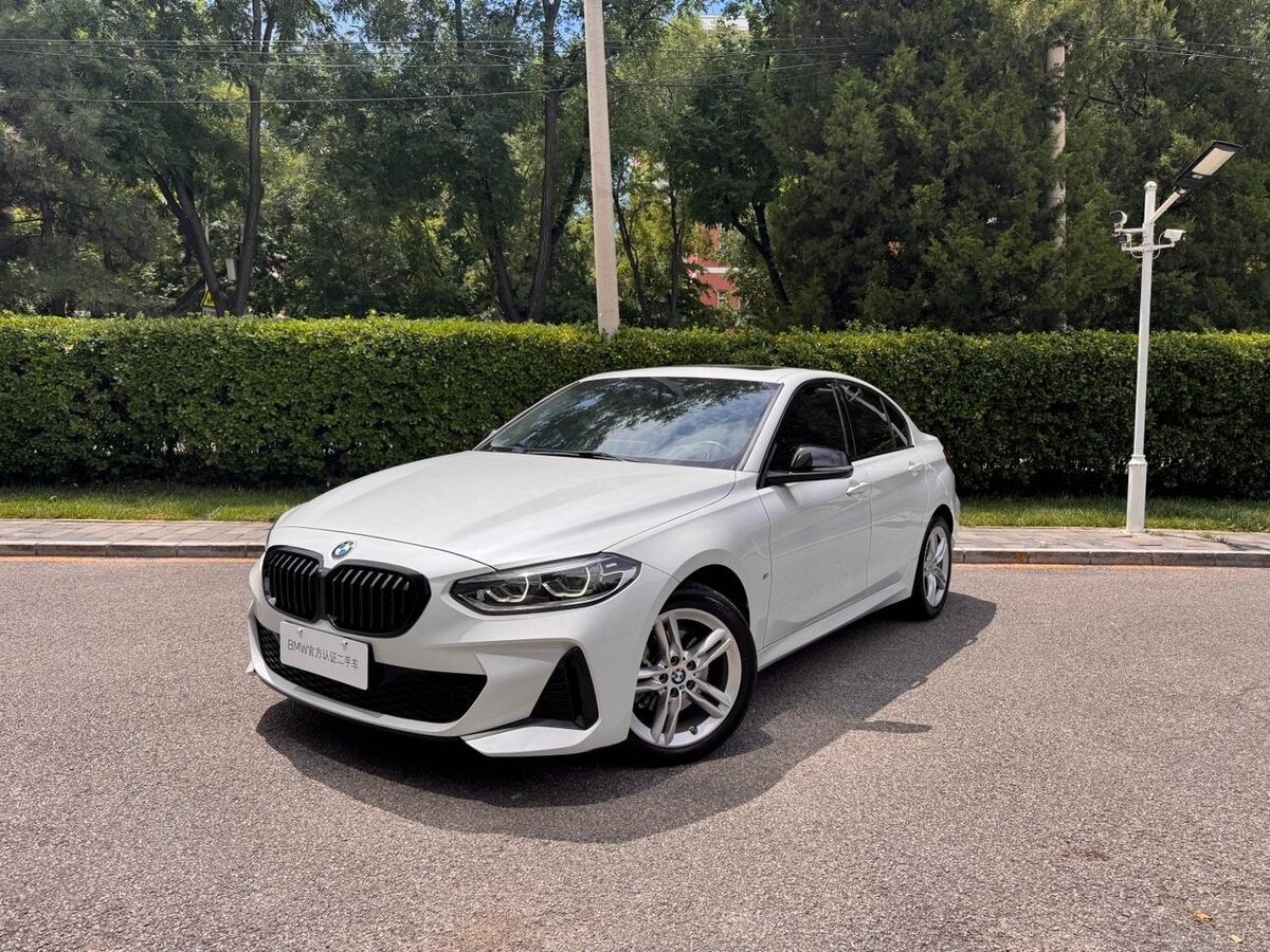 Открыть фотографии: BMW 1 серии III (F52) Рестайлинг