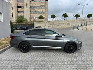 2019 Volkswagen Jetta 8-speed VII, серый, 1650000 рублей, вид 3