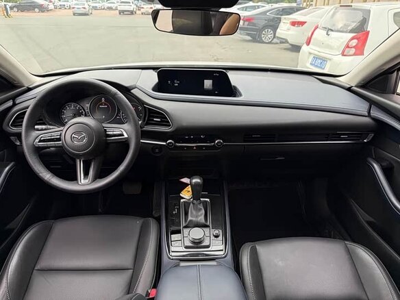 2022 Mazda CX-30 I, белый, 2350000 рублей - вид 6