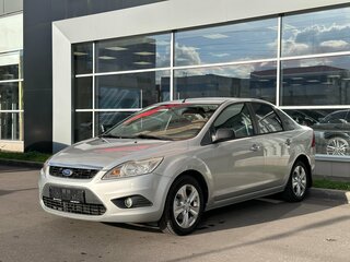 2010 Ford Focus II Рестайлинг, серебристый, 520000 рублей, вид 3