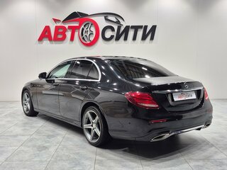 2016 Mercedes-Benz E-Класс 200 V (W213, S213, C238), чёрный, 2195000 рублей, вид 5