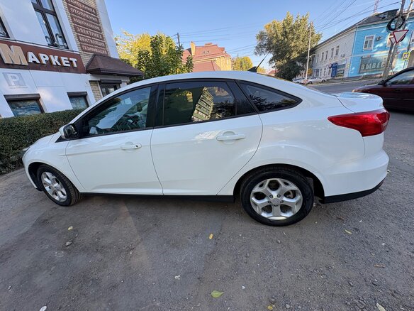 2018 Ford Focus III Рестайлинг, белый, 1350000 рублей - вид 2