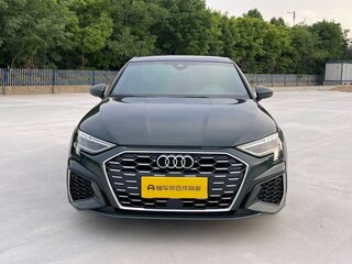 2021 Audi A3 Sportback 35 TFSI IV (8Y), зелёный, 2700000 рублей, вид 2