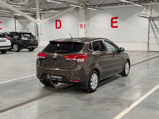 2015 Kia Rio III Рестайлинг, коричневый, 839000 рублей, вид 5