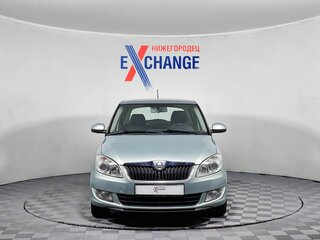 2011 Skoda Fabia II Рестайлинг, зелёный, 719000 рублей, вид 2