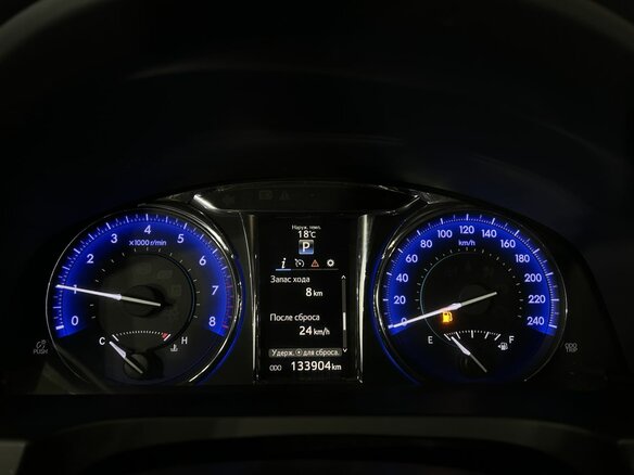 2016 Toyota Camry VII (XV50) Рестайлинг, белый - вид 15