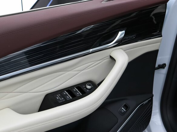 2023 Geely Monjaro I, белый, 3249000 рублей - вид 21