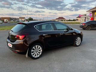 2013 Opel Astra J Рестайлинг, коричневый, 815000 рублей, вид 4