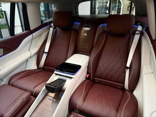 2026 Mercedes-Benz Maybach GLS 600 I Рестайлинг, чёрный, 27990000 рублей, вид 3