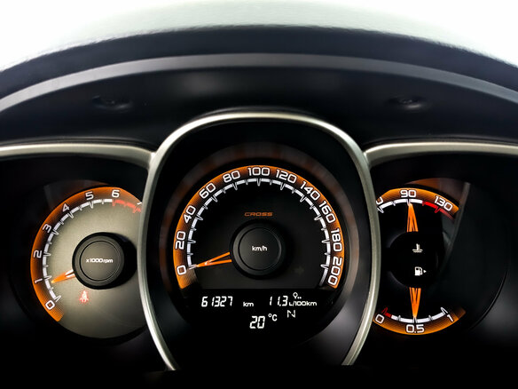 2018 Lada (ВАЗ) Vesta SW Cross I, зелёный, 1065000 рублей - вид 12