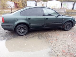 1998 Volkswagen Passat B5, зелёный, 280000 рублей, вид 2