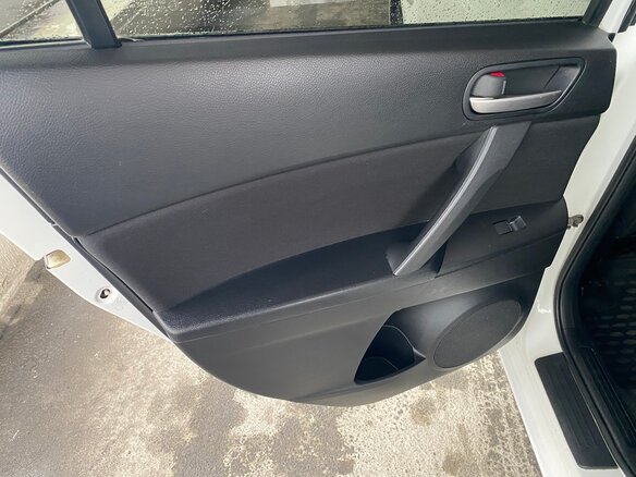 2010 Mazda 3 II (BL), белый, 950000 рублей - вид 20