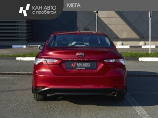 2021 Toyota Camry VIII (XV70) Рестайлинг, красный, 2198000 рублей, вид 4