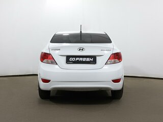 2013 Hyundai Solaris I, белый, 787000 рублей, вид 4