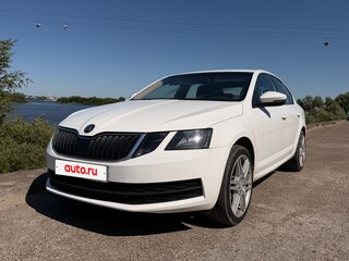 2018 Skoda Octavia III (A7) Рестайлинг, белый, 1070000 рублей, вид 2