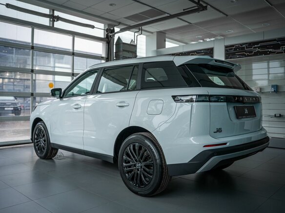2026 Jeland J6, белый, 2485000 рублей - вид 2