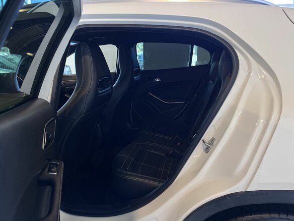 2014 Mercedes-Benz GLA 250 I (X156), белый, 1798000 рублей - вид 24
