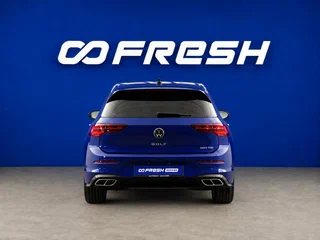 2022 Volkswagen Golf VIII, синий, 2798444 рублей, вид 4