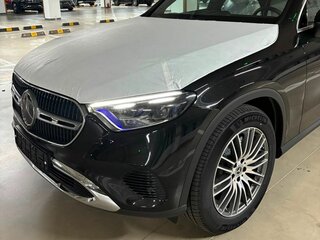 2026 Mercedes-Benz GLC 220 d II (X254), чёрный, 9658000 рублей, вид 5