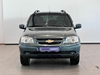 2016 Chevrolet Niva I Рестайлинг, серый, 730000 рублей, вид 2