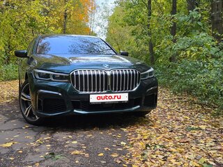 2019 BMW 7 серии 750d xDrive VI (G11/G12) Рестайлинг, зелёный, 7500000 рублей, вид 3