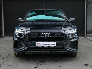 2019 Audi Q8 55 TFSI I (4M), чёрный, 4550000 рублей, вид 2
