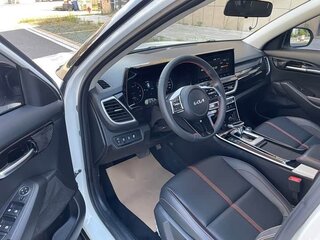 2022 Kia KX3, белый, 1255777 рублей, вид 5