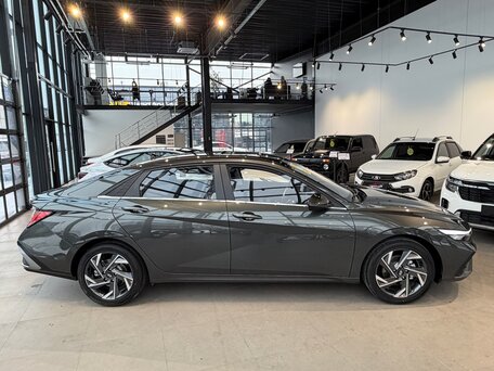 2026 Hyundai Elantra VII (CN7) Рестайлинг, серый, 1799000 рублей, вид 5