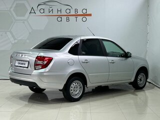 2026 Lada (ВАЗ) Granta I Рестайлинг, серебристый, 1088000 рублей, вид 5