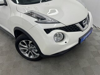 2017 Nissan Juke I Рестайлинг, белый, 1500000 рублей, вид 4