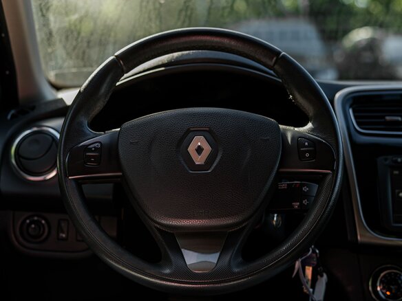 2014 Renault Sandero II, белый - вид 5