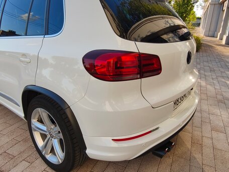 2013 Volkswagen Tiguan I Рестайлинг, белый, 2500000 рублей, вид 5