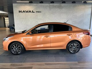 2019 Kia Rio IV, оранжевый, 1345000 рублей, вид 3