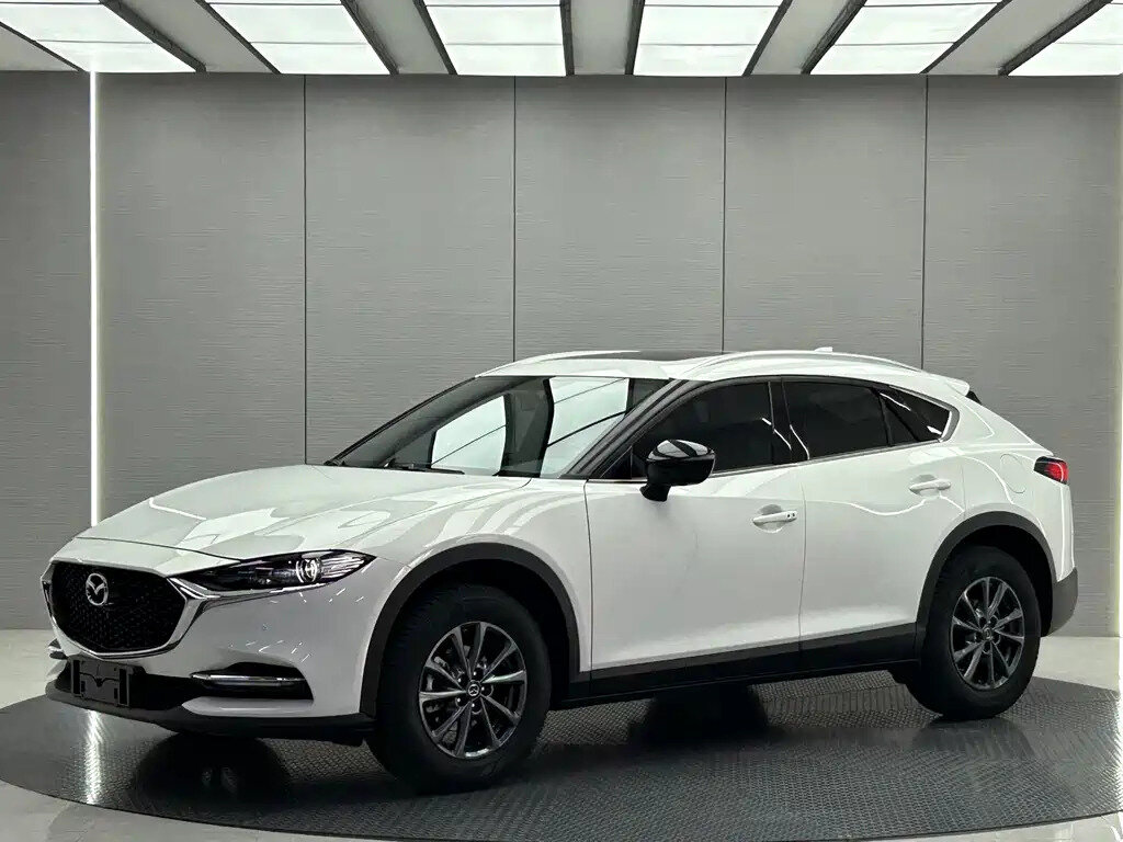 Открыть фотографии: Mazda CX-4 I Рестайлинг