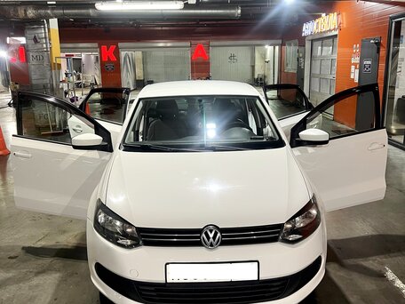 2011 Volkswagen Polo V, белый, 790000 рублей, вид 4