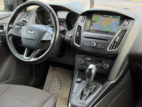 2015 Ford Focus III Рестайлинг, серый, 1050000 рублей - вид 7