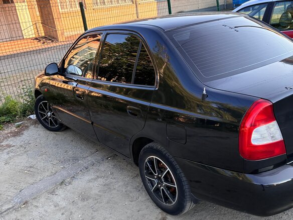 2008 Hyundai Accent ТагАЗ II, чёрный, 410000 рублей - вид 1