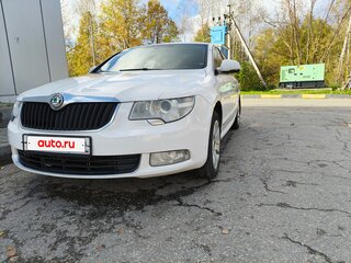2012 Skoda Superb II, белый, 750000 рублей, вид 3