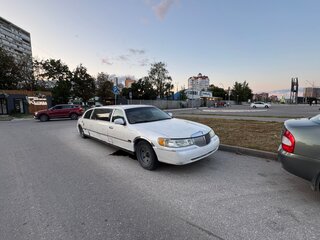 1999 Lincoln Town Car III, белый, 250000 рублей, вид 1