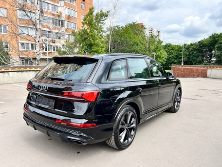 2026 Audi Q7 50 TDI II (4M) Рестайлинг 2, чёрный, 12750000 рублей, вид 4