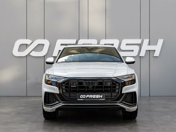 2021 Audi Q8 55 TFSI I (4M), белый, 9750000 рублей - вид 2