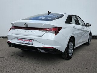 2022 Hyundai Elantra VII (CN7), белый, 1890000 рублей, вид 5