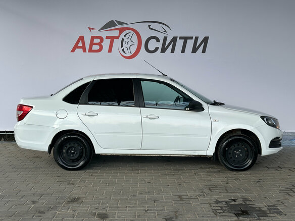 2019 Lada (ВАЗ) Granta I Рестайлинг, белый, 510000 рублей - вид 5