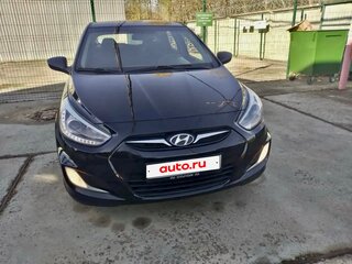 2013 Hyundai Solaris I, чёрный, 630000 рублей, вид 1