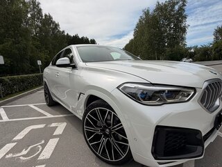 2020 BMW X6 40i III (G06), белый, 7500000 рублей, вид 5