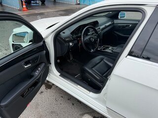 2010 Mercedes-Benz E-Класс 300 IV (W212, S212, C207), белый, 1550000 рублей, вид 5