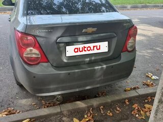 2013 Chevrolet Aveo II, серый, 605000 рублей, вид 2