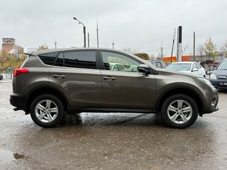 2014 Toyota RAV4 IV (XA40), коричневый, 1850000 рублей, вид 5
