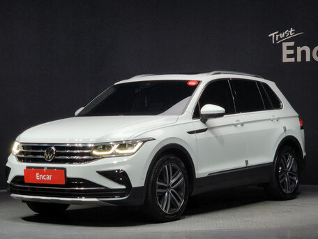 2023 Volkswagen Tiguan II Рестайлинг, белый, 2950000 рублей, вид 1