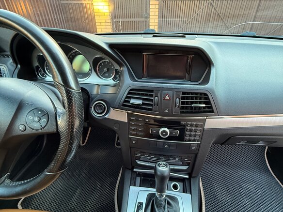 2011 Mercedes-Benz E-Класс 250 5G-Tronic IV (W212, S212, C207), белый - вид 11